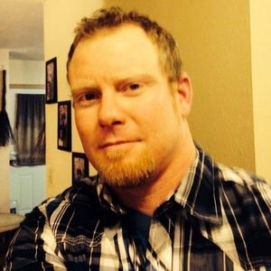 Meet your Posher, Dustin